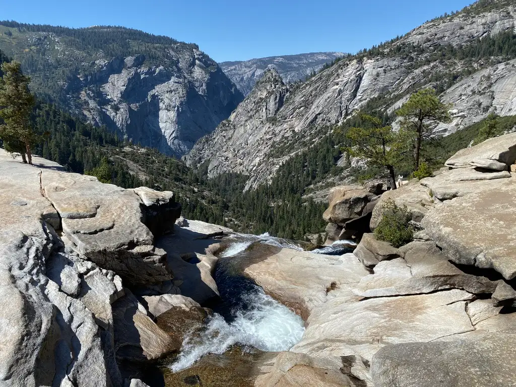 11 Day Yellowstone, Rocky Mountain & California Desert Tour