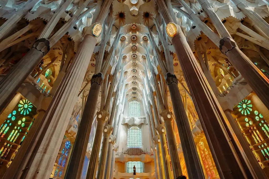 Sagrada Familia Skip-the-line Ticket And Guided Tour | Small-group Tour