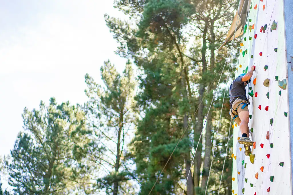Mount Lofty Adventure Hub | Rock Climbing + Zipline & Mega Swing