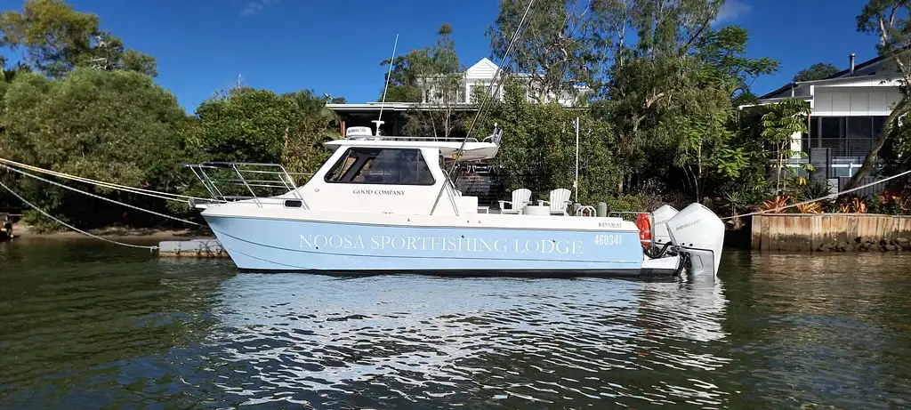 Off-Shore Fishing Charter - Departing Noosa