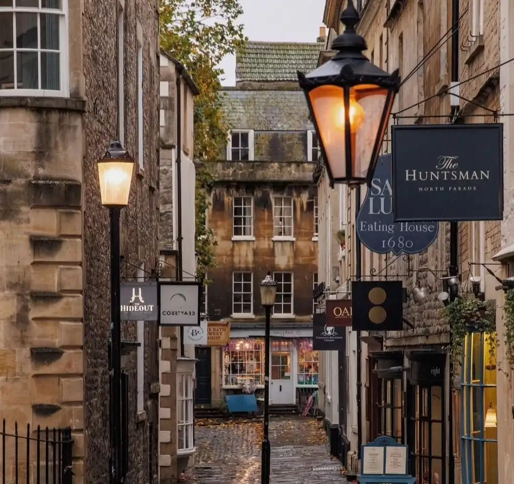 Full Day Stonehenge & Bath Tour