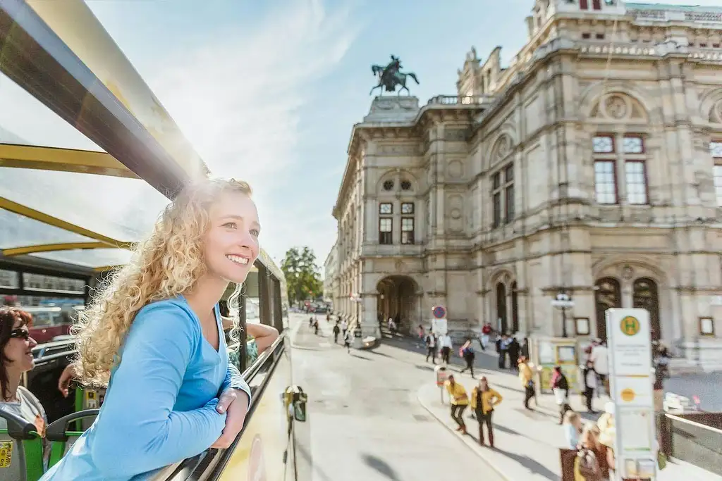 Classic Vienna 24-hour Hop-on Hop-off Bus