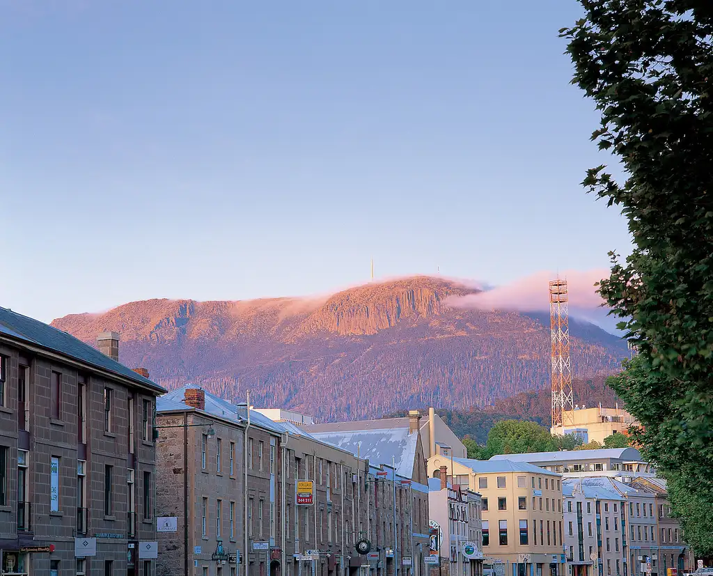 MONA Museum & Kunanyi/Mt. Wellington