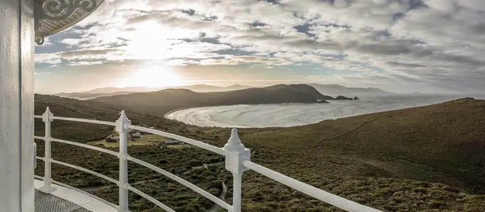 Bruny Islands Foods, Sightseeing And Exclusive Lighthouse Tour ex Hobart