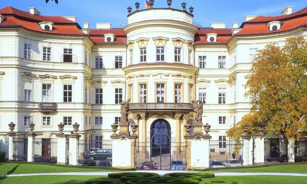 Prague Castle in Detail Walking Tour