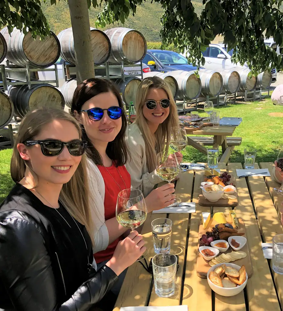 Queenstown Classic Afternoon Wine Tour