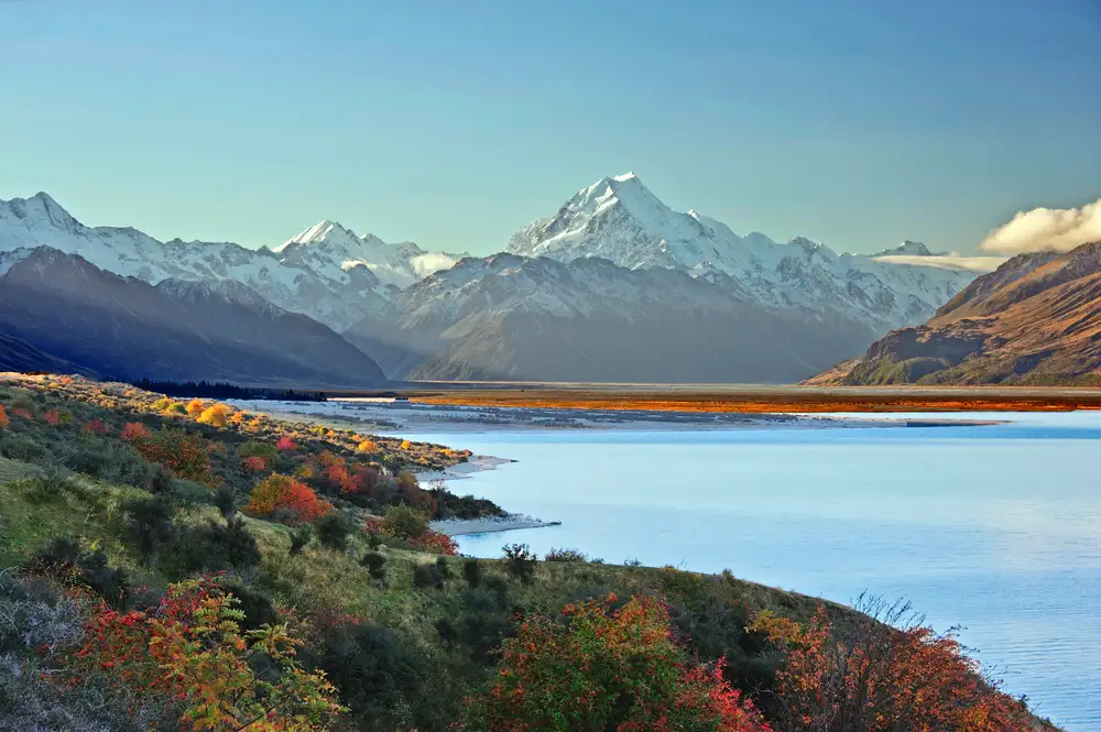 Queenstown to Christchurch Via Mt Cook Day Tour