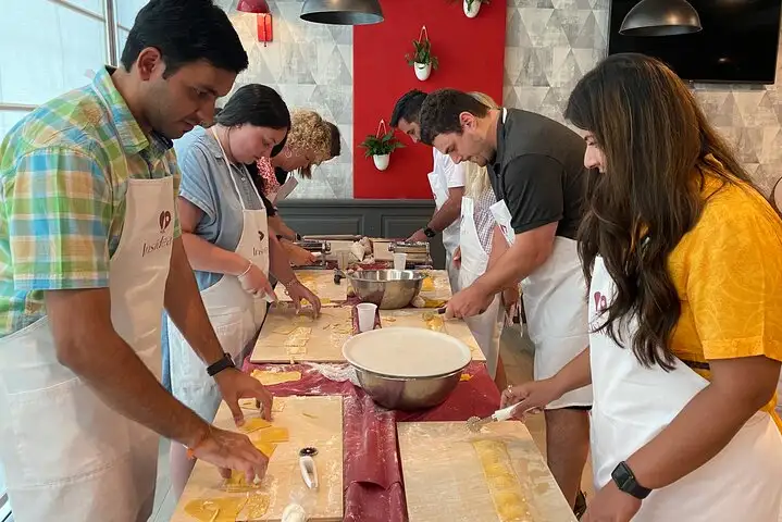 1-hour Pasta-making Class In Rome
