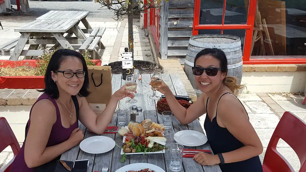 Martinborough Winery & Foodie Tour
