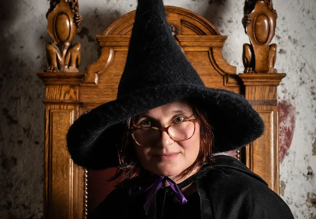 Edinburgh Witches Old Town Walking Tour and Underground Vault