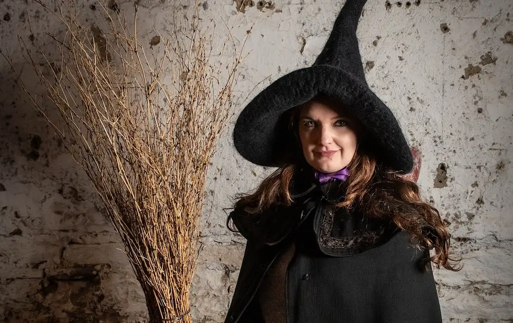 Edinburgh Witches Old Town Walking Tour and Underground Vault
