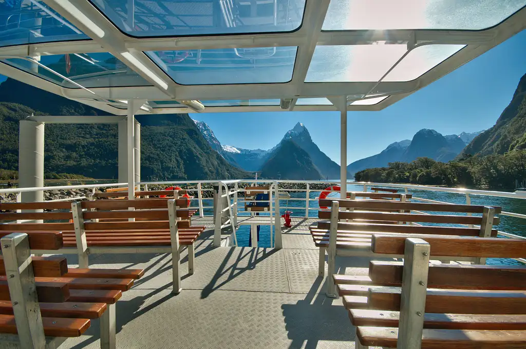 Milford Sound Glass Roof Scenic Tour with Cruise & Helicopter Flight