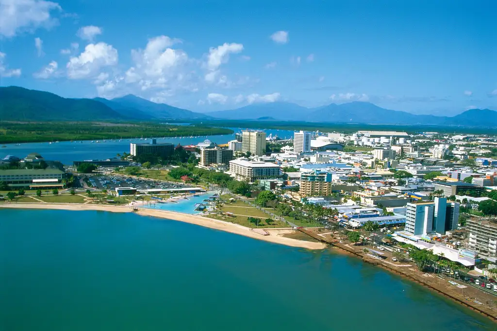 Green Island & Cairns City Sights