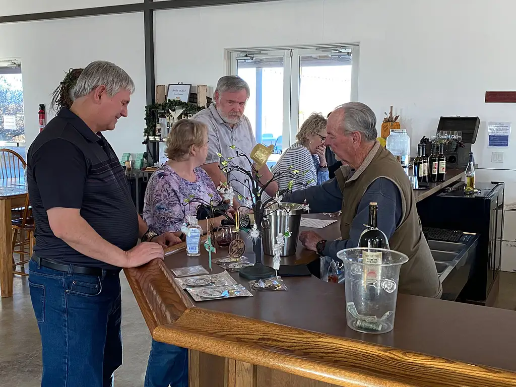 Route 66 Winery, Museum & Lunch Tour