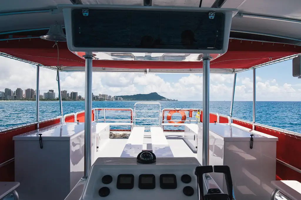 Oahu : Glass Bottom Boat Tour in Waikiki