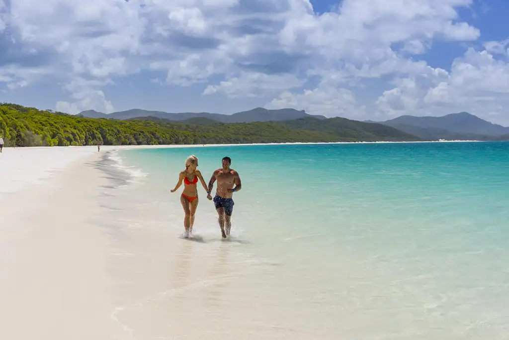 Whitehaven Beach Day Sailing & Snorkelling on Providence V