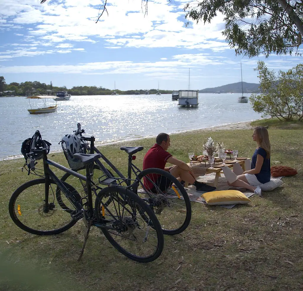 E-Bike Step Thru Cruiser Bike Hire