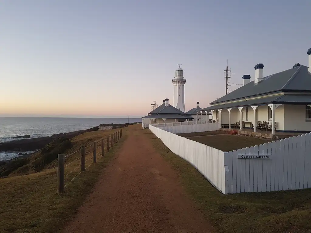 4 Day Light to Light & Sapphire Coast Walking Tour