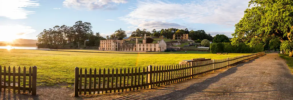 Port Arthur and Tasman Sights Tour