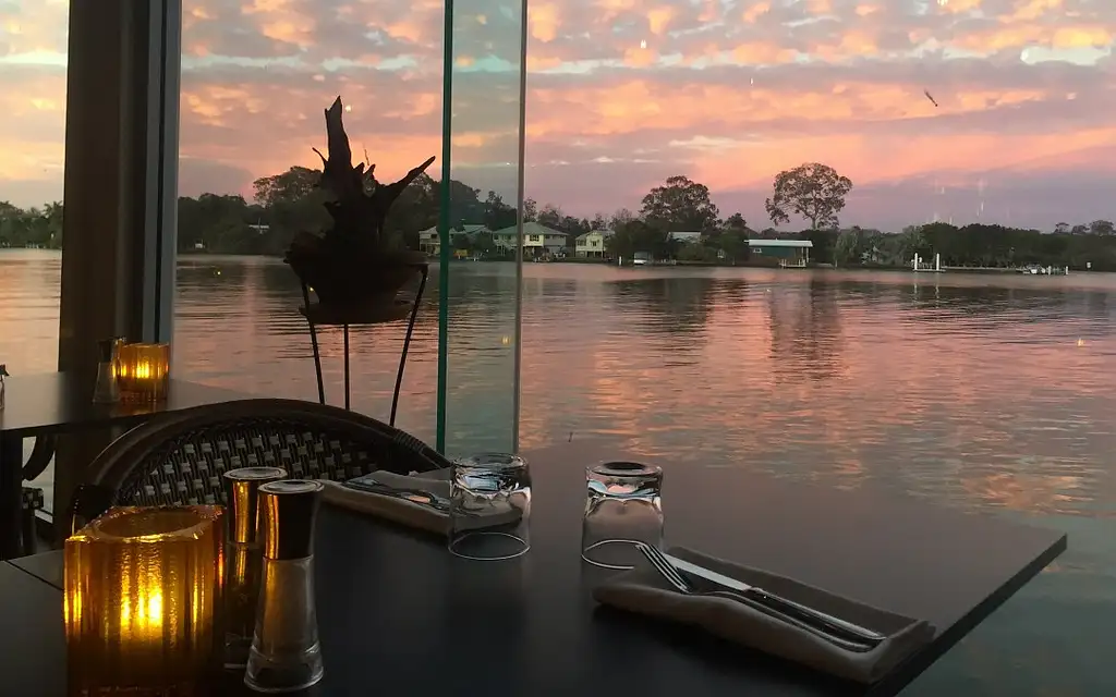 Noosa Everglades Cruise & Highlights with Lunch | Private Tour
