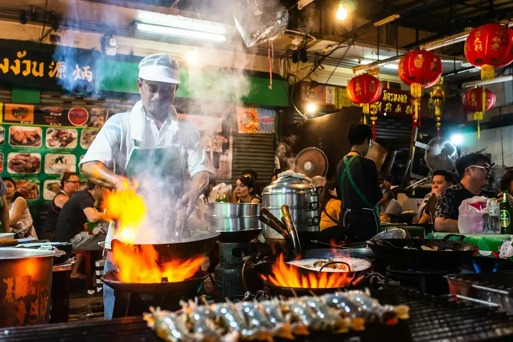 Chinatown Authentic Street Food Tour in Bangkok