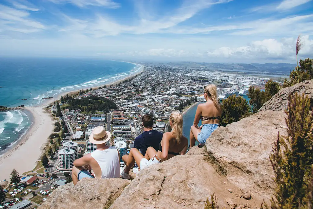 'Vibe of the North' North Island Tour- 10 Days
