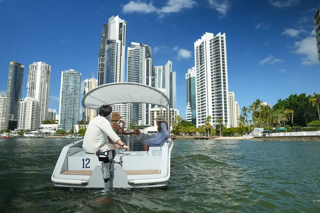 Gold Coast GoBoat Hire | Electric Picnic Boat
