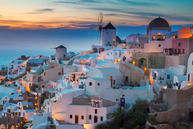 8 Day Adventure: Athens to Santorini