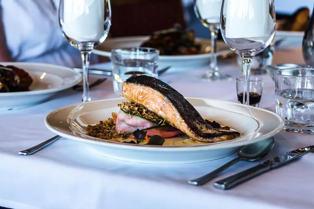 Mount Tamborine Wine Tour & Gourmet Lunch with Hop-on Hop-off bus | Gold Coast