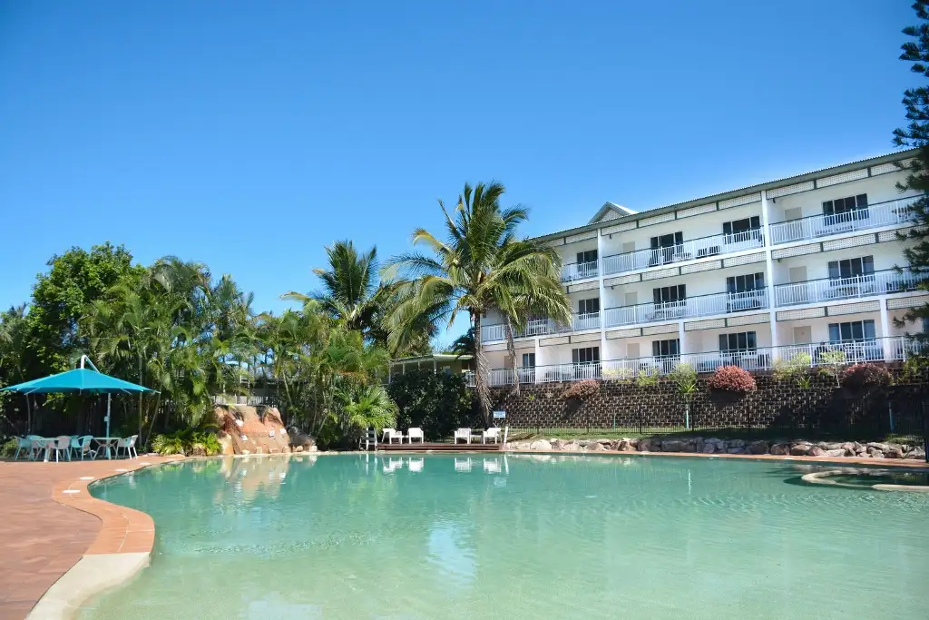 2 Day K'gari (Fraser Island) Tour from Rainbow Beach | Resort Accommodation