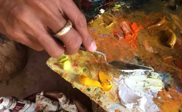 Cambodian Spoon Painting
