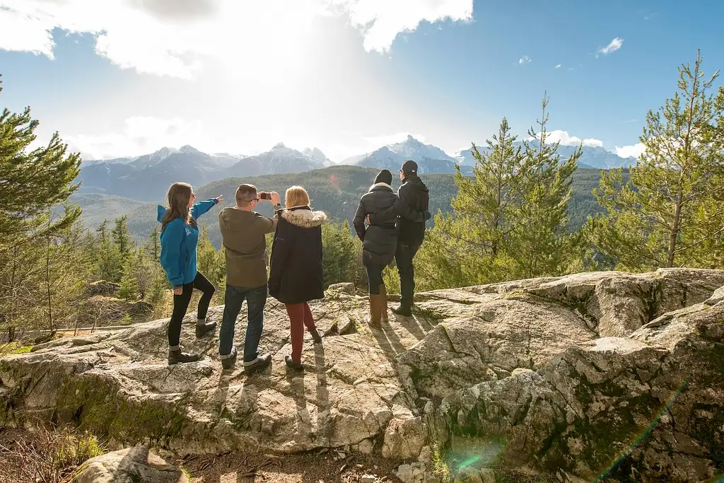 Whistler, Shannon Falls and Sky Gondola Tour
