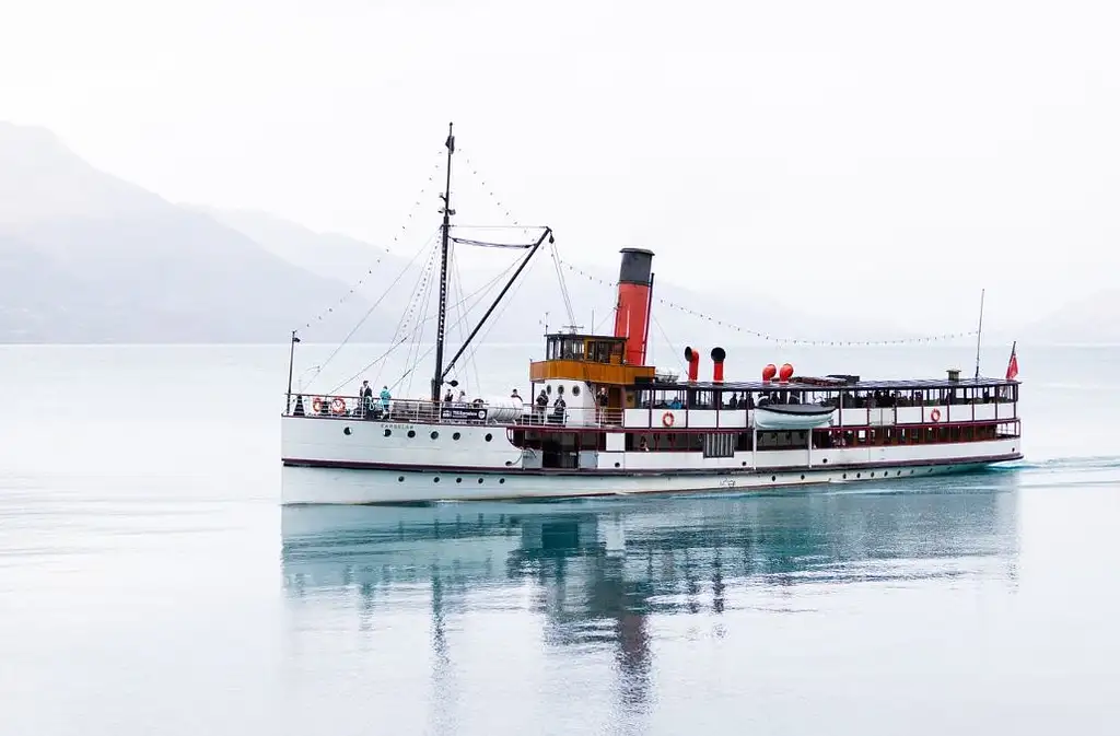 TSS Earnslaw Steamship Cruise from Queenstown
