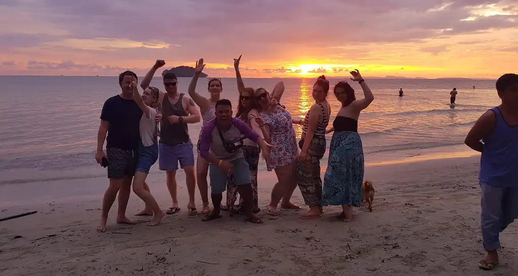 10 Day Cambodia Tour: Ancient Ruins & Boat Rides | G Adventures 18 to 30somethings
