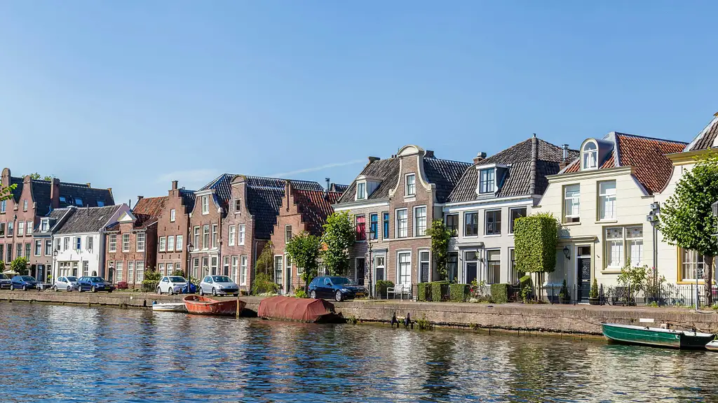Afternoon high tea cruise on Vecht River from Amsterdam - Group of 2 people (price per group)