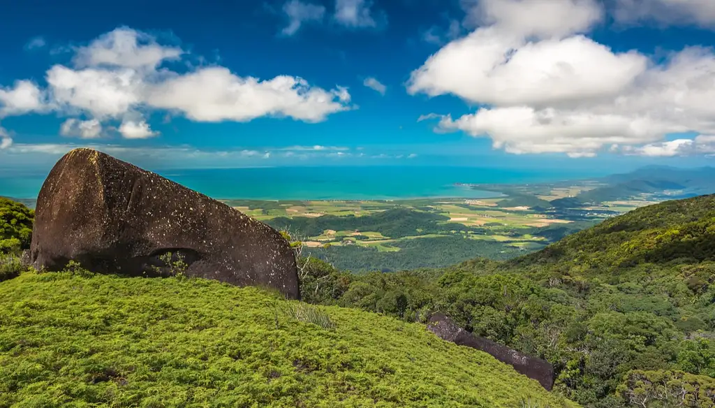 Devil’s Thumb Hike – Manjal Jimalji Trail