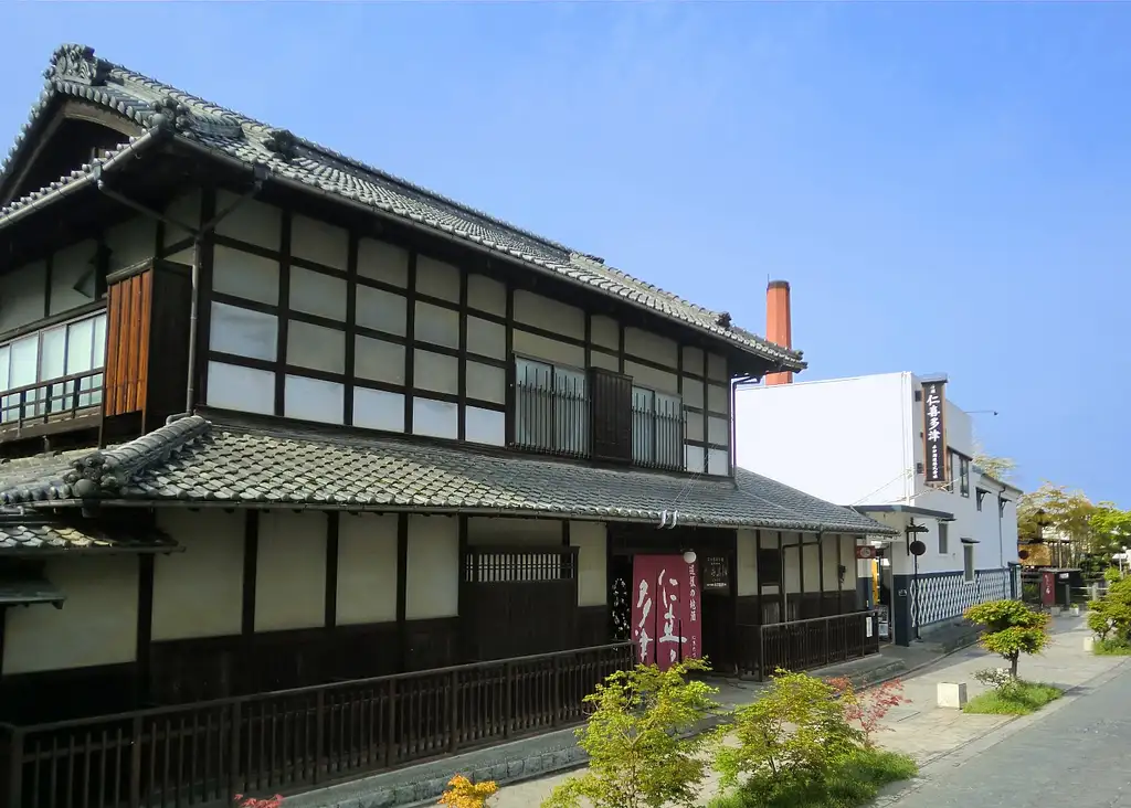 Minakuchi Shuzo Brewery Tour and Tasting in Matsuyama
