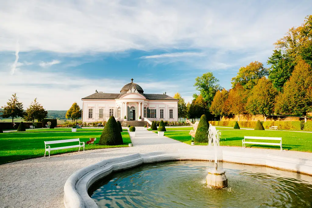 Wachau Valley Day Tour And Danube River Cruise