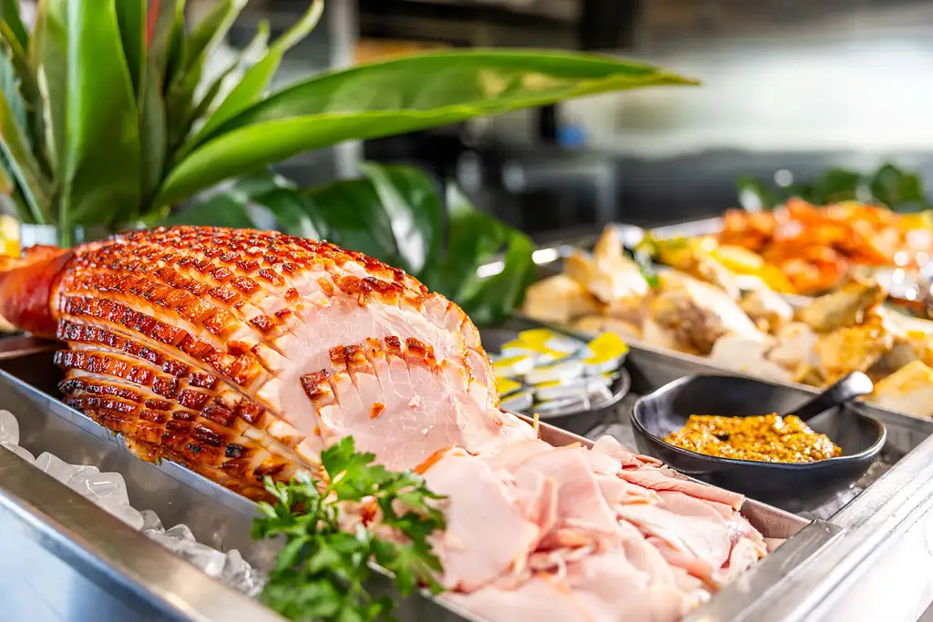 Buffet Lunch Cruise | Gold Coast
