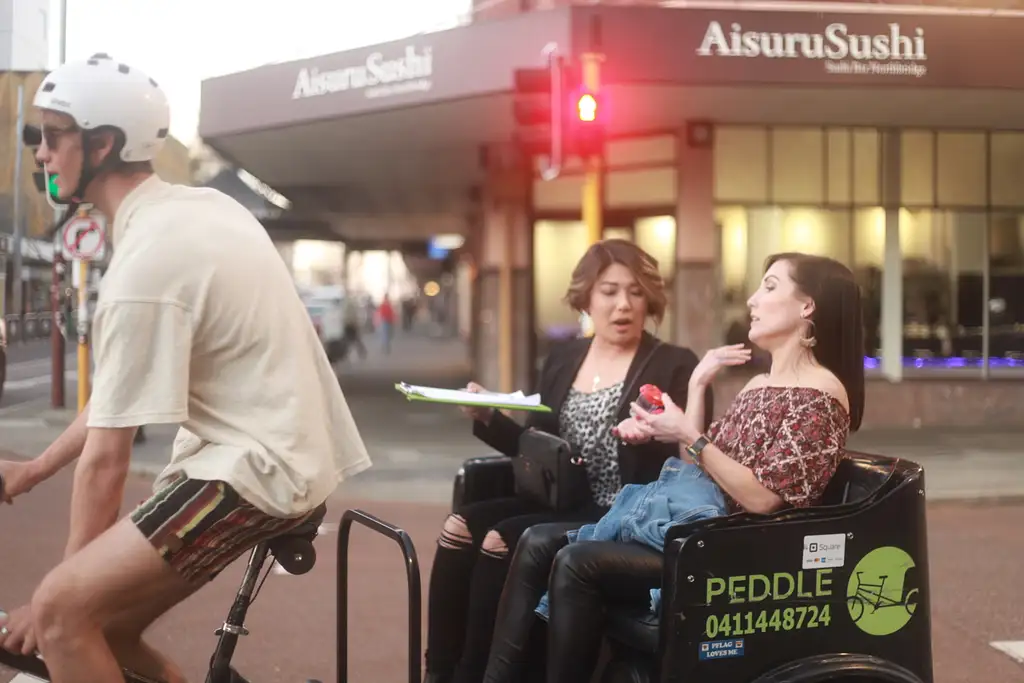 Adults Scavenger Hunt: Perth