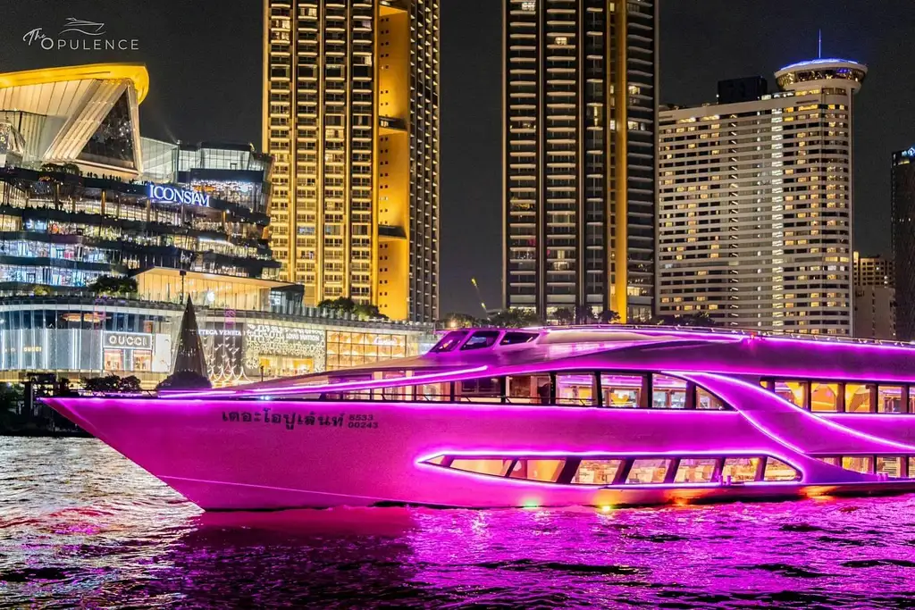 Dinner Cruise on Chao Phraya River in Bangkok