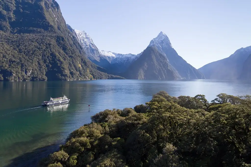 Milford Sound Cruise on Haven