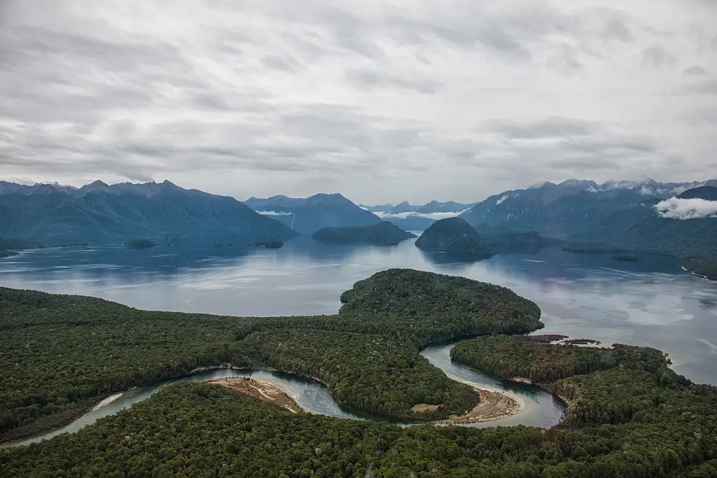 Kepler Track Luxmore Guided Day Heli Hike | From Te Anau