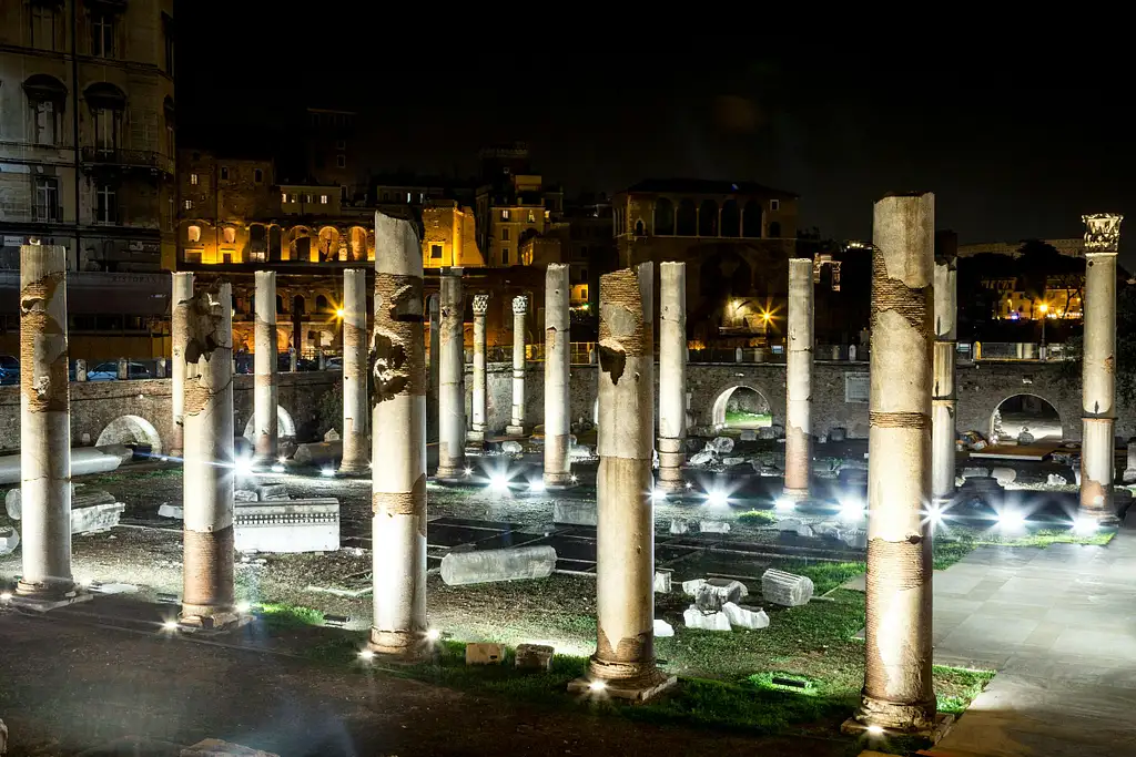 Special Visit By Evening: Colosseum Tour With Arena Floor