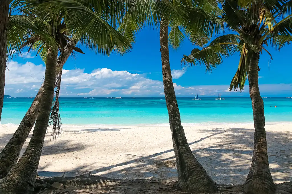 13 Days Philippines Explorer with Boracay