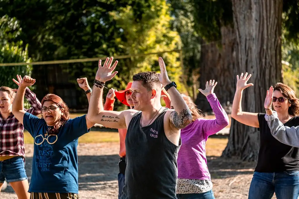 20 Day Legendary New Zealand Tour | Auckland to Wellington | Haka Tours