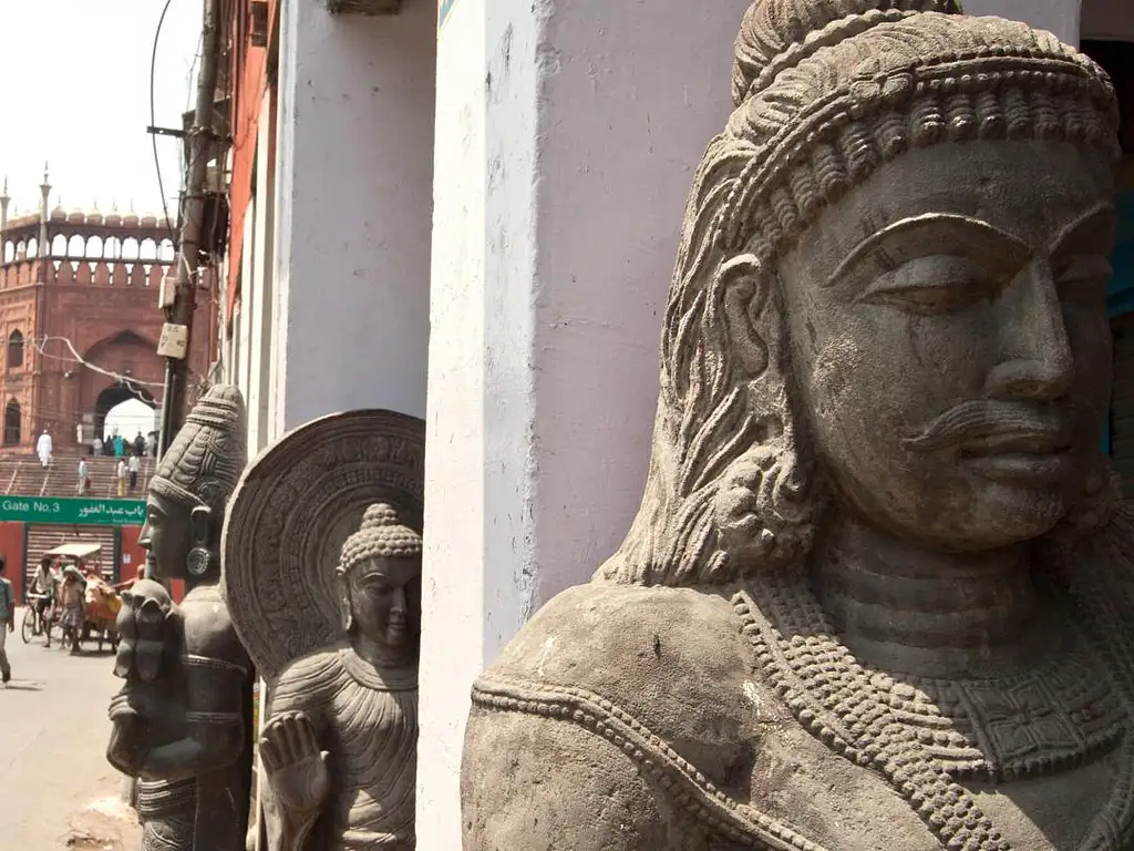 15 Day Delhi to Kathmandu Adventure | G Adventures