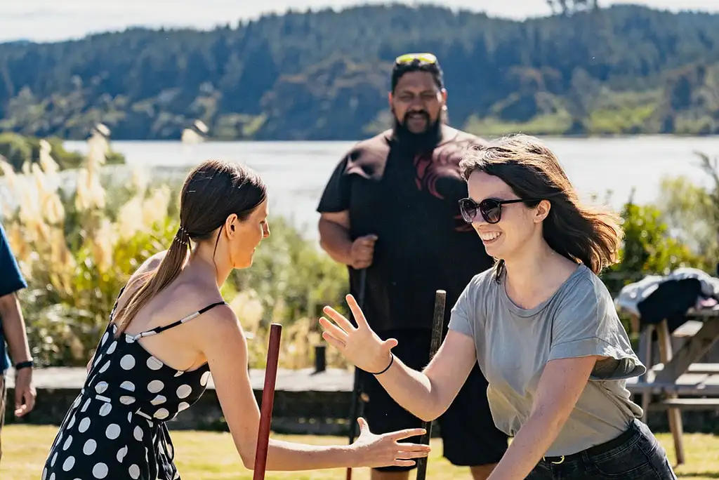11 Day NZ South to North Island Adventure | Christchurch to Auckland | Haka Tours