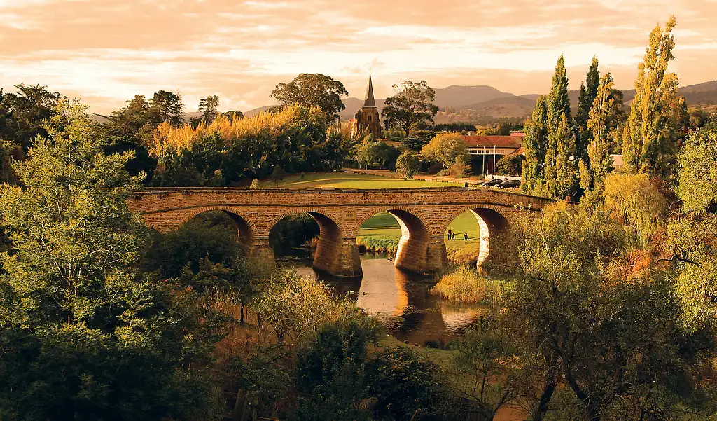 Hobart Highlights Full Day Tour with Bonorong Wildlife Sanctuary
