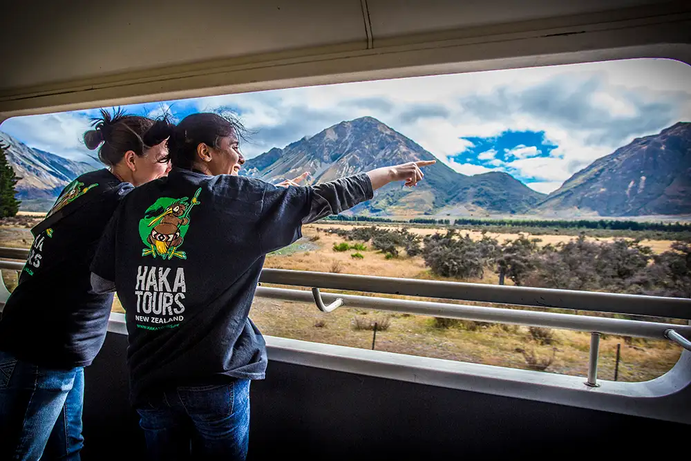 7 Day Coasts & Culture Tour | Auckland to Wellington | Haka Tours